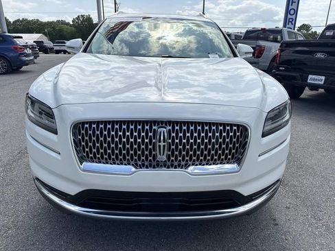 Certified 2023 Lincoln Nautilus AWD w/ Premium Package image 2