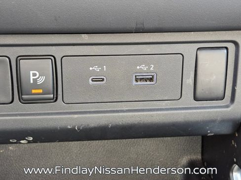 Used 2024 Nissan Frontier SV w/ Technology Package AWD/4WD image 28