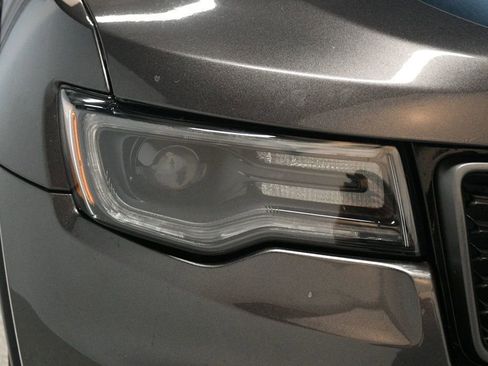 Used 2018 Jeep Grand Cherokee Trailhawk w/ Trailhawk Luxury Group image 10