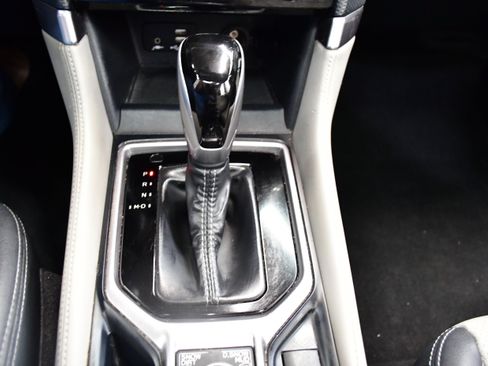 Used 2022 Subaru Forester Limited AWD/4WD image 32