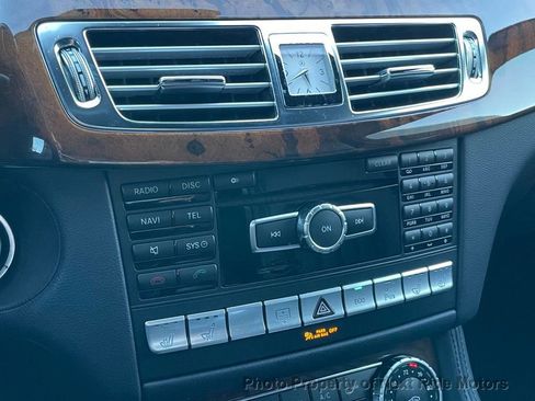 Used 2014 Mercedes-Benz CLS 550 4MATIC image 23