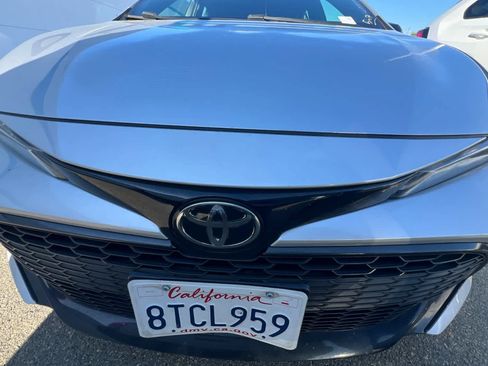 Used 2021 Toyota Corolla SE FWD image 12