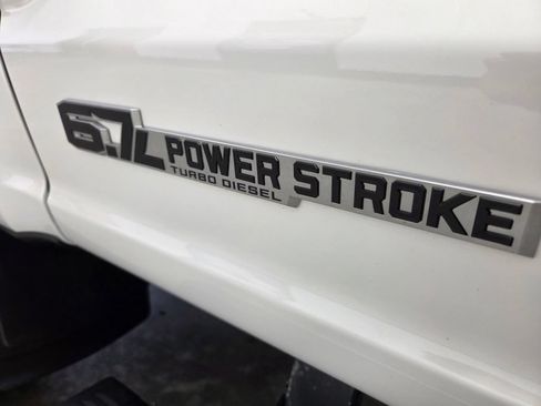 Used 2025 Ford F250 Platinum AWD/4WD image 14