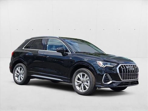 New 2025 Audi Q3 2.0T Premium image 7