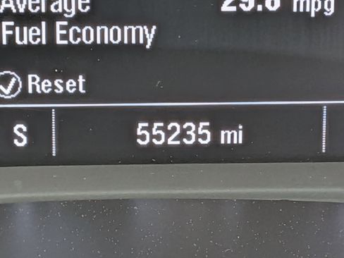 Used 2024 Chevrolet Malibu LT image 21