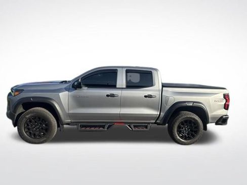 Used 2026 Chevrolet Colorado Trail Boss AWD/4WD image 2