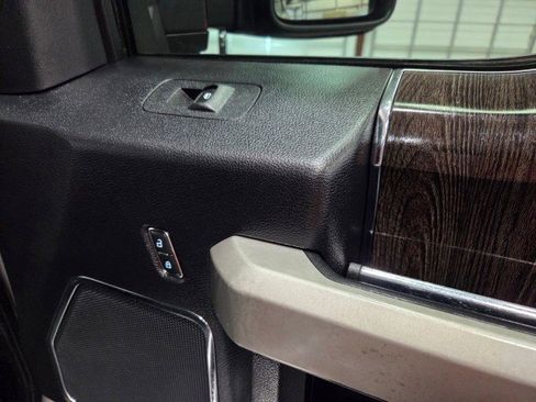 Used 2020 Ford F250 Lariat w/ Lariat Value Package image 58