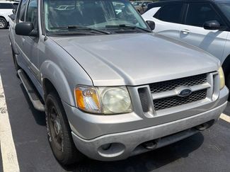Used 2003 Ford Explorer Sport Trac 4x4 video 2