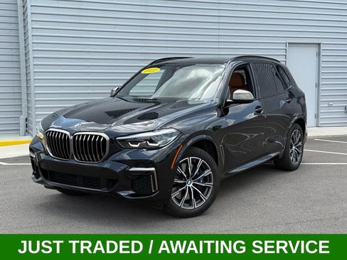 Used 2022 BMW X5 M50i w/ Parking Assistance Package AWD/4WD image 1