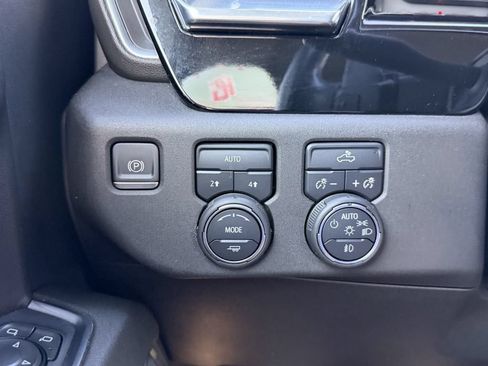 Used 2023 Chevrolet Silverado 1500 RST w/ Rally Edition AWD/4WD image 26