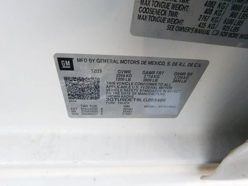 Used 2020 GMC Sierra 1500 SLT image 8