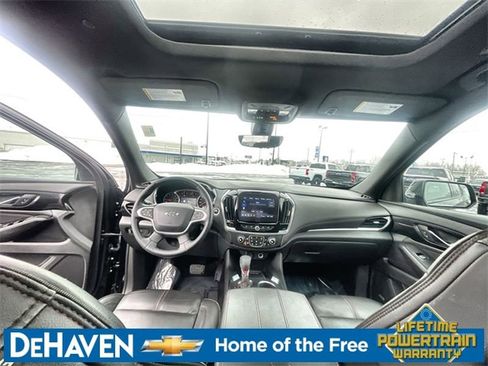 Used 2023 Chevrolet Traverse RS AWD/4WD image 20