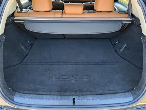 Used 2016 Lexus CT 200h image 25