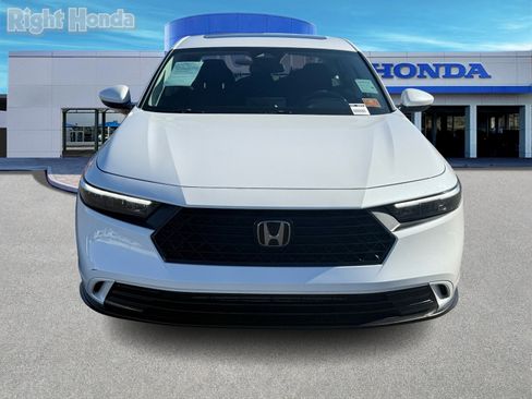 Used 2023 Honda Accord EX image 5