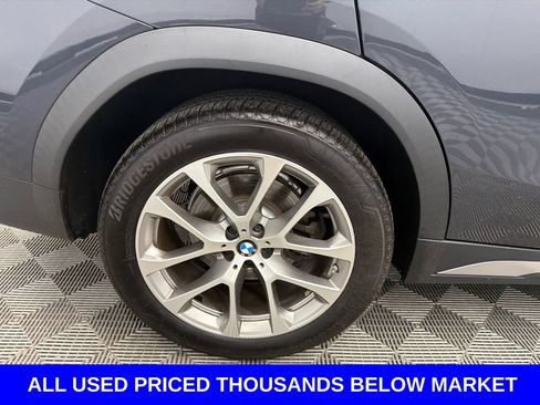Used 2021 BMW X6 xDrive40i w/ Premium Package AWD/4WD image 19