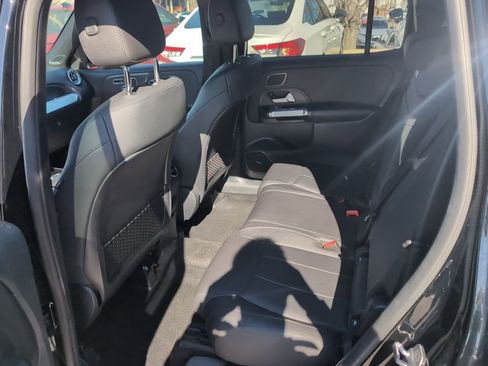 Used 2024 Mercedes-Benz GLB 250 4MATIC image 13