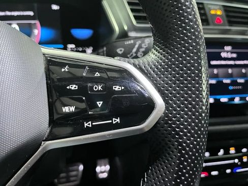 Used 2022 Volkswagen Tiguan SE R-Line AWD/4WD image 26