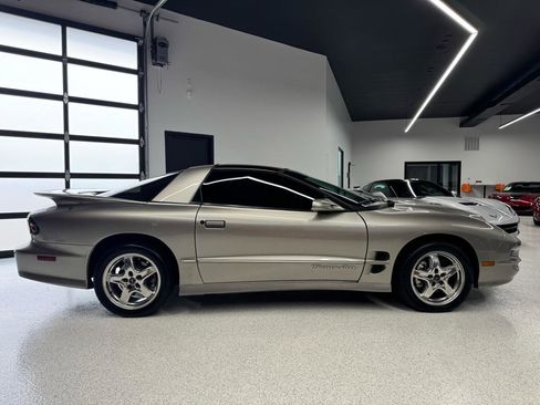 Used 2001 Pontiac Firebird Trans Am w/ SLP Firehawk Pkg RWD image 17
