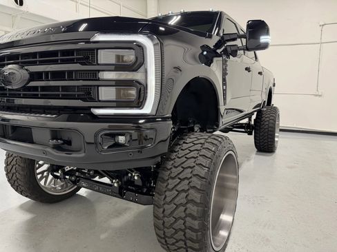 Used 2024 Ford F350 Platinum image 9