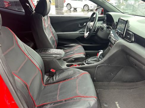 Used 2020 Hyundai Veloster Turbo FWD image 33