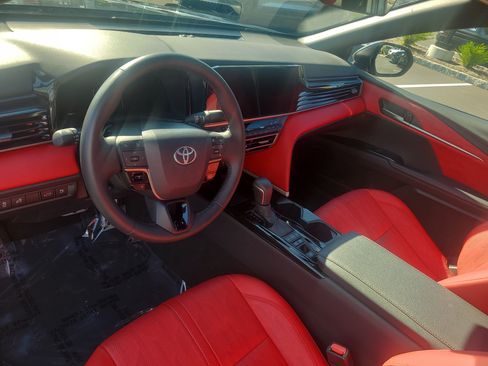Certified 2025 Toyota Camry XSE AWD/4WD image 15