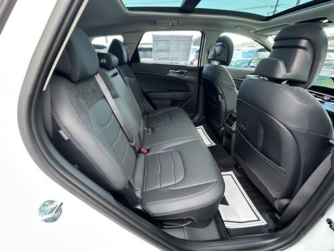 New 2026 Kia Sportage SX Prestige image 17