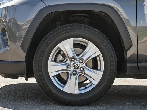 Used 2021 Toyota RAV4 XLE image 11