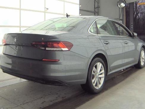 Used 2020 Volkswagen Passat 2.0T SE image 5