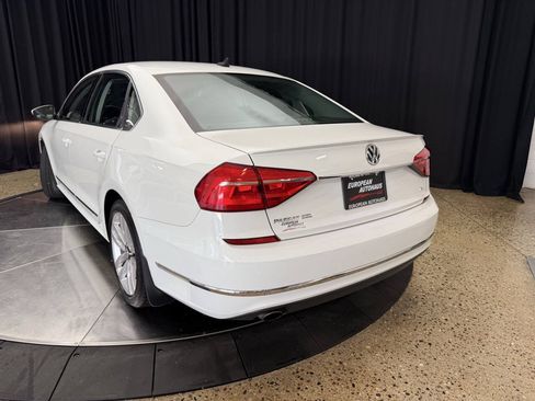 Used 2016 Volkswagen Passat 1.8T FWD image 4