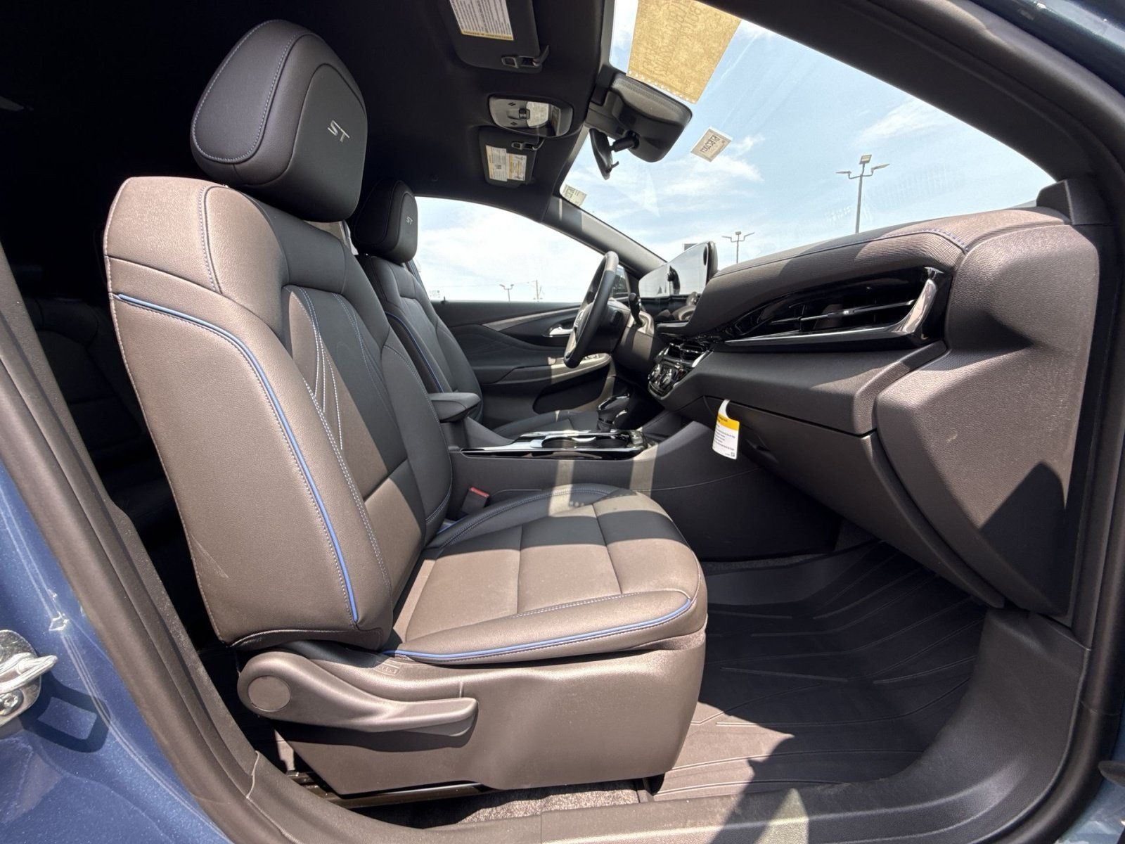 New 2026 Buick Envista Sport Touring w/ Convenience I Package FWD image 25