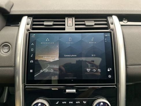 New 2026 Land Rover Discovery S AWD/4WD image 14