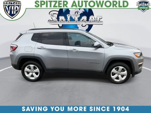 Used 2019 Jeep Compass Latitude AWD/4WD image 10