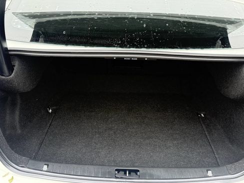 Used 2012 Volvo S60 T6 R-Design image 12