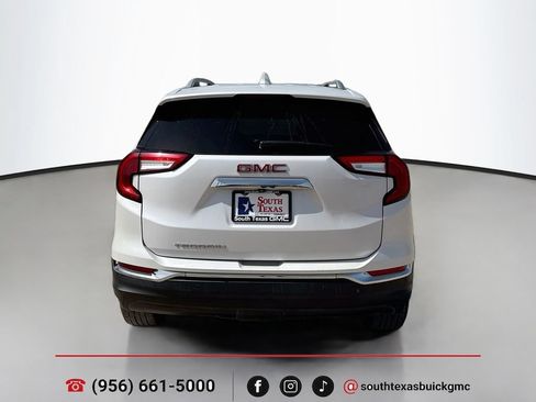 Used 2022 GMC Terrain SLT w/ Infotainment Package II FWD image 7