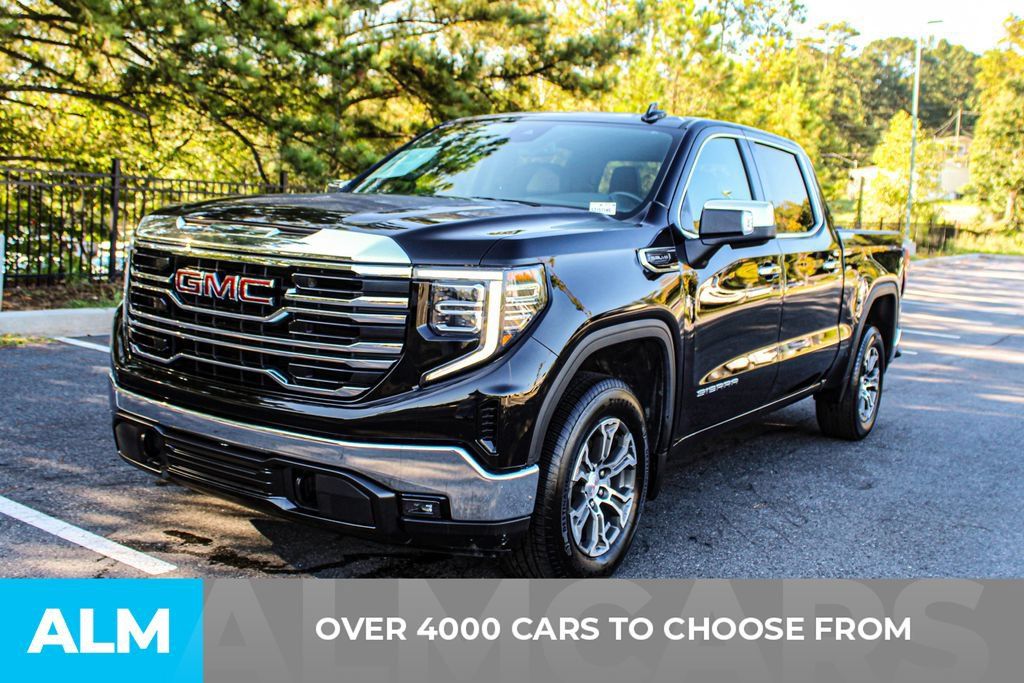 Used 2025 GMC Sierra 1500 SLT RWD image 2