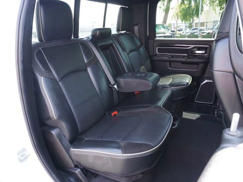 Used 2022 RAM 2500 Laramie AWD/4WD image 10