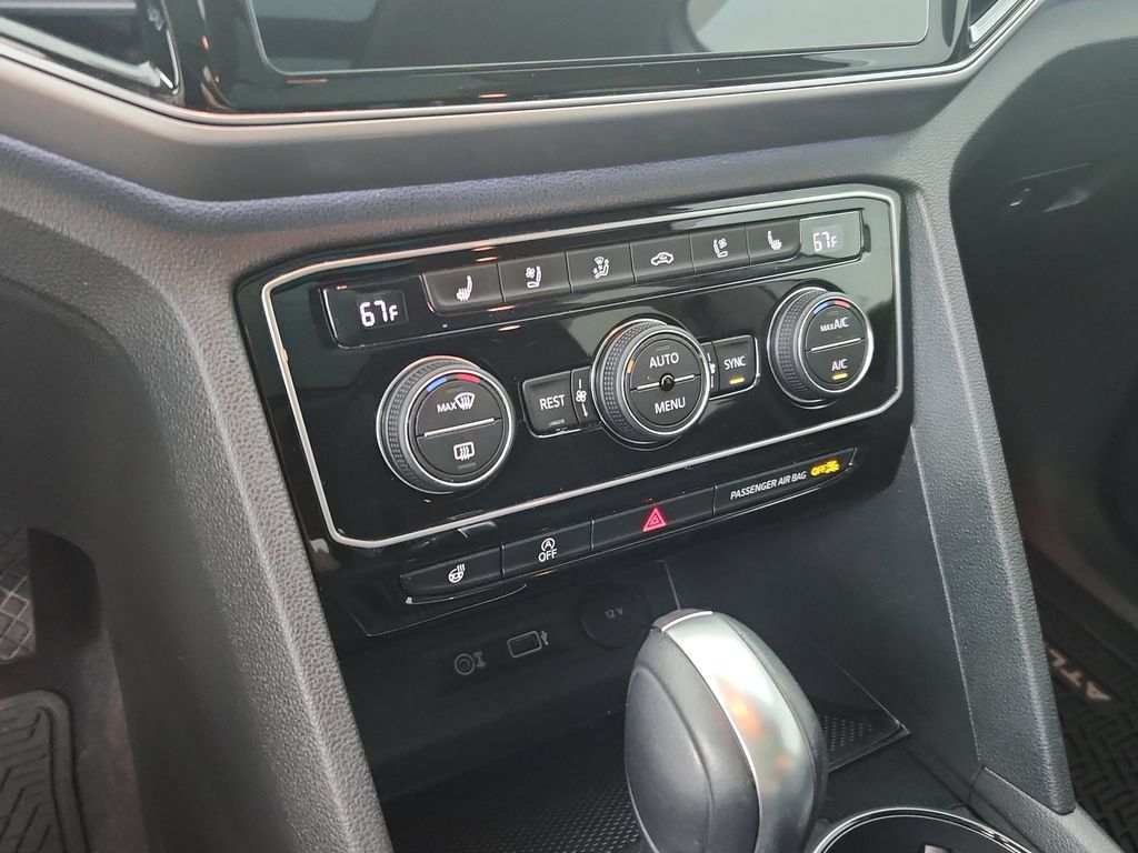 Used 2018 Volkswagen Atlas SEL Premium AWD/4WD image 28