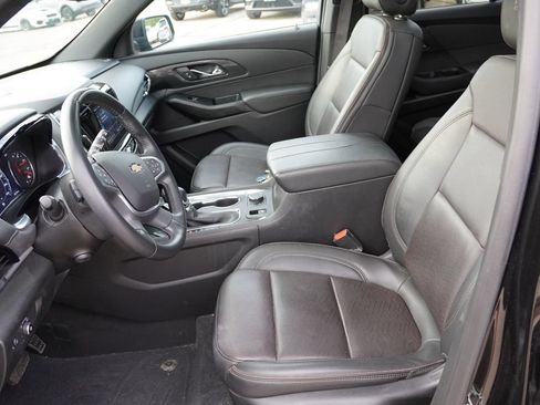 Used 2023 Chevrolet Traverse High Country AWD/4WD image 6