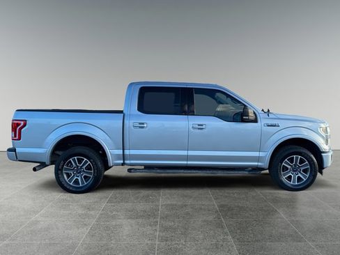 Used 2017 Ford F150 XLT w/ Equipment Group 302A Luxury image 6