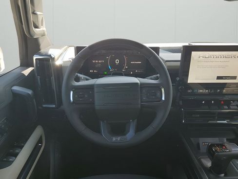 New 2026 GMC Hummer EV 4x4 Crew Cab image 23