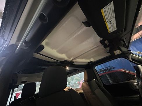 Used 2023 Jeep Wrangler Willys image 27