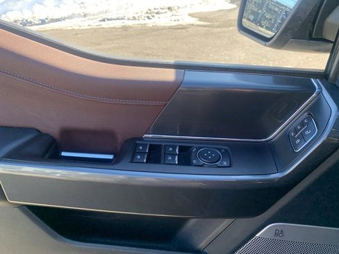 Used 2022 Ford F150 Lariat w/ Equipment Group 502A High image 10