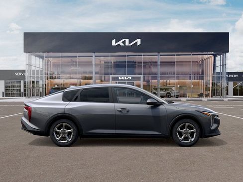 New 2026 Kia K4 LXS image 7