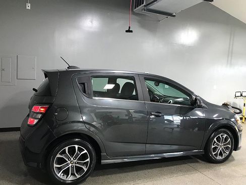 Used 2017 Chevrolet Sonic LT FWD image 3