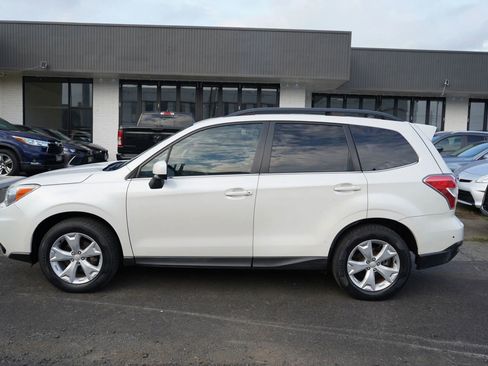 Used 2014 Subaru Forester 2.5i Limited image 2