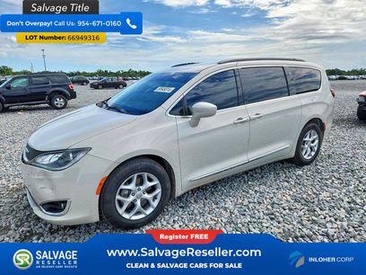 Used 2017 Chrysler Pacifica Touring-L