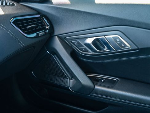 Used 2020 BMW Z4 M40i image 41