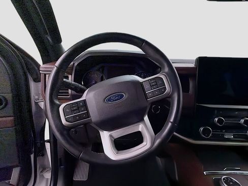 Used 2024 Ford Expedition Max Limited AWD/4WD image 13