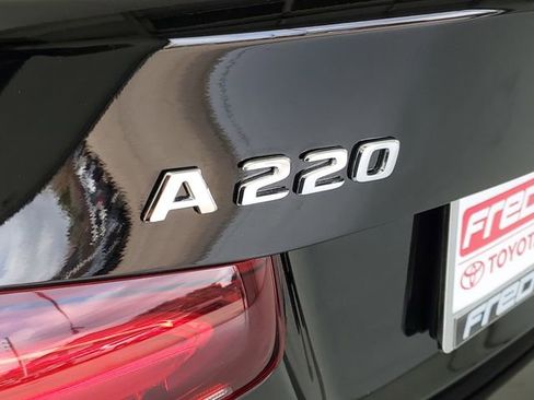 Used 2022 Mercedes-Benz A 220 A 220 image 8