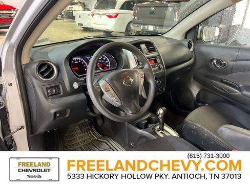 Used 2016 Nissan Versa SV image 24